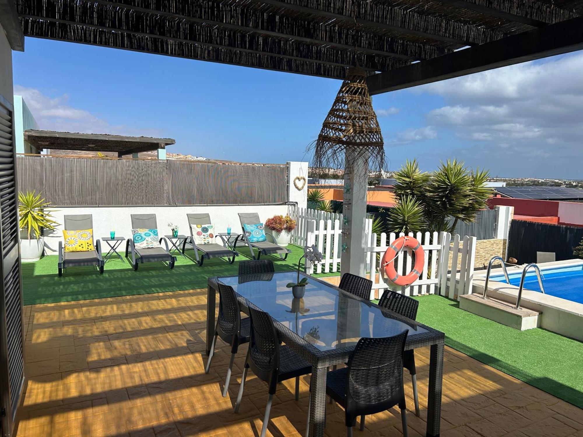 Dinateli, Salinas Golf